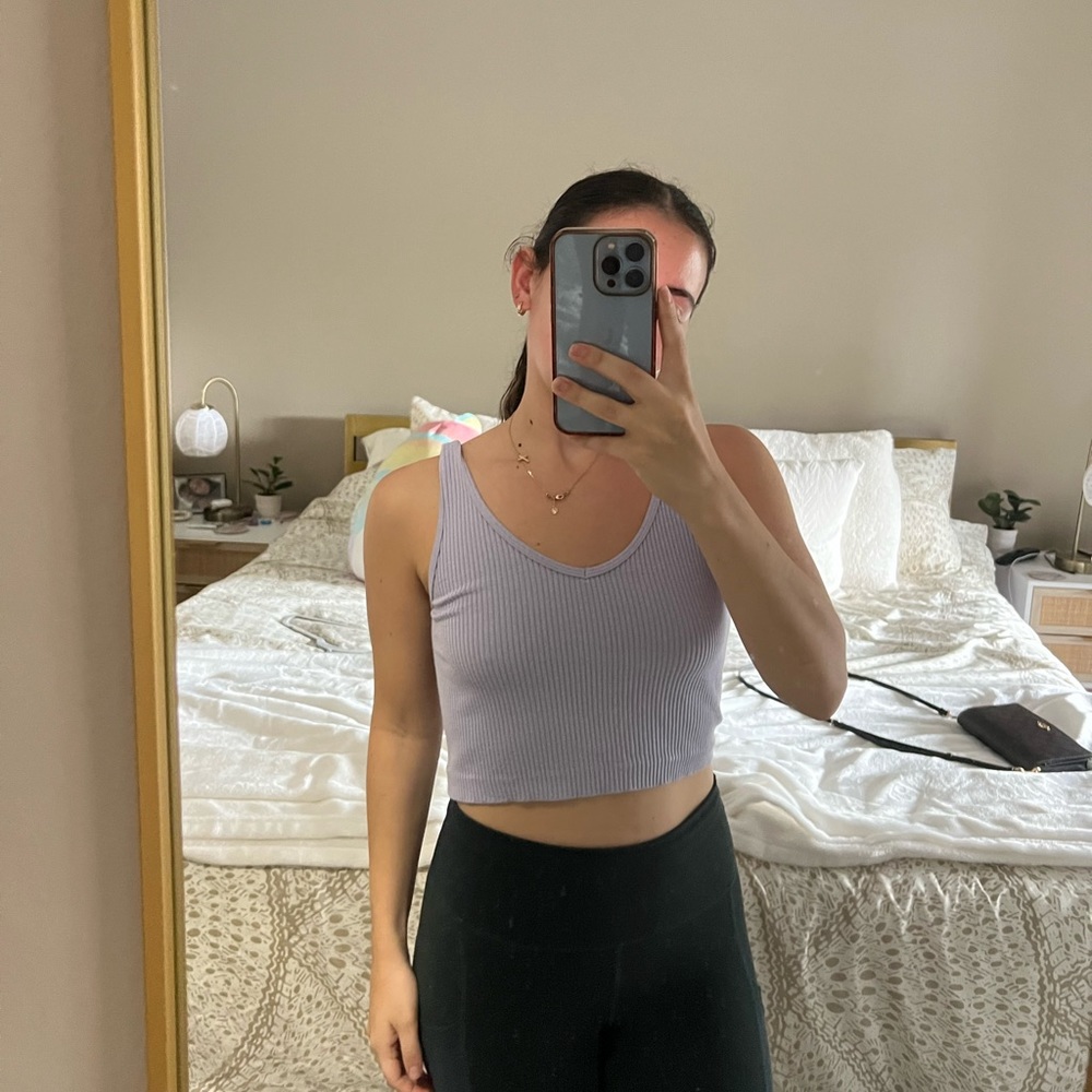 Purple crop top 💜